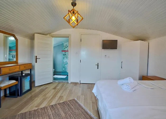 La Mira Alacati Hotel