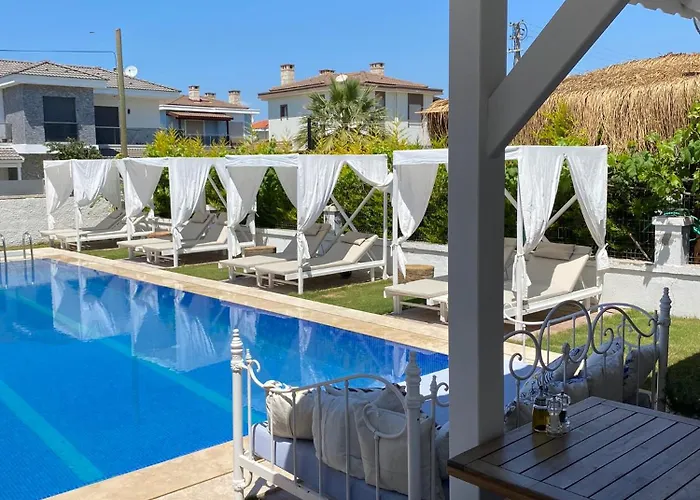 Hotel La Mira Alacati 2*