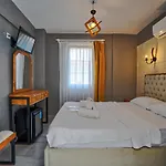 La Mira Alacati Hotel