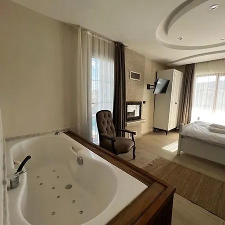 Hotel La Mira Çeşme