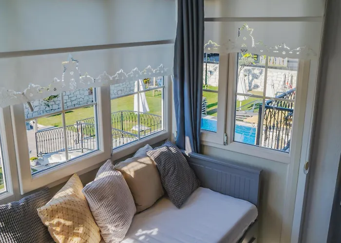 La Mira Alacati ホテル 2*